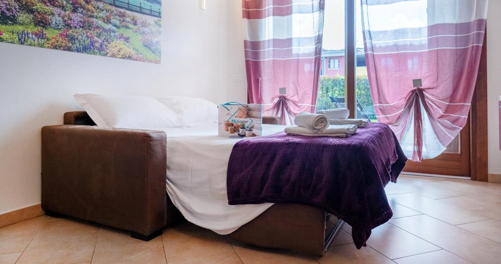Oleandro Apartment - Featuring A Private Garden And Access To 5 Pools Ντεζεντσάνο ντελ Γκάρντα Εξωτερικό φωτογραφία